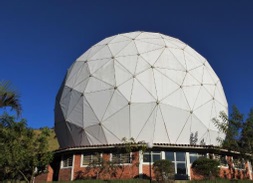 Avaliação Eletromagnética do Radome do Rádio Telescópio Pierre Kauffman